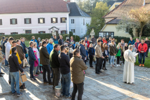 Weihfeuertragen